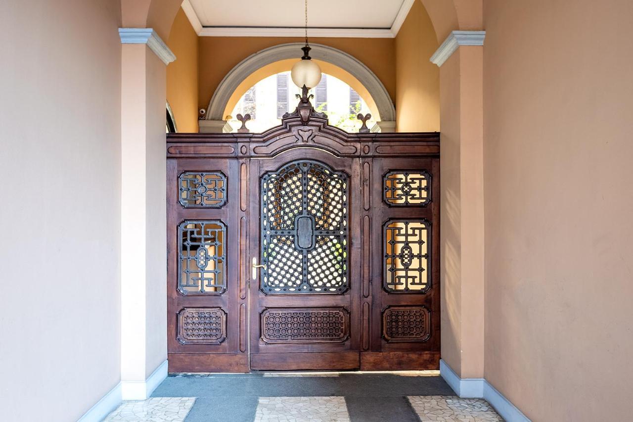 Milano City Apartments - Duomo Brera - Elegant Suite In Design District Экстерьер фото